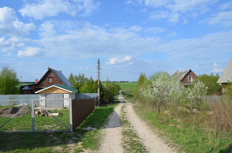 Земельный участок в деревне Марьинском 