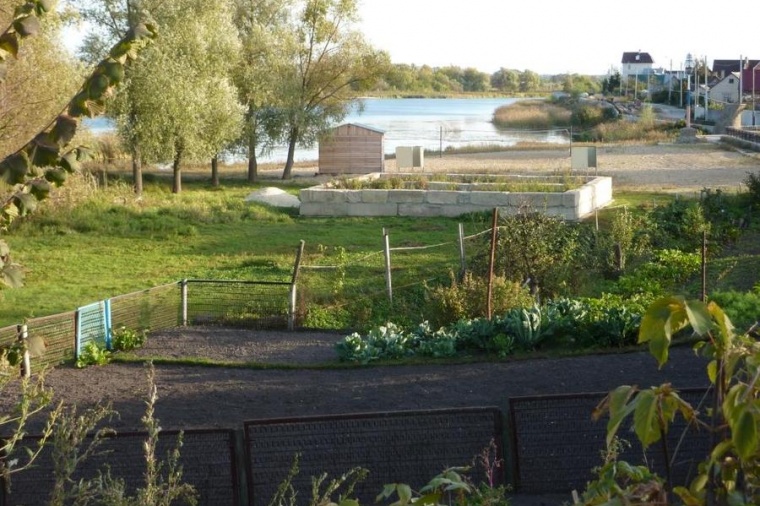 Село доброе адреса. Хилл парк Добровский район. Пляж в селе доброе Липецкой области. Добровский район пляж. Деревня Никольское Добровский район Липецкая область.