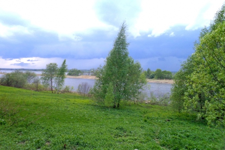 Белая участки. Д. белое Кимрский район. Новое село Кимрский район Волга. Дом на берегу Волги Тверская область Кимрский район. Новое село Кимрский район Волга палатки.