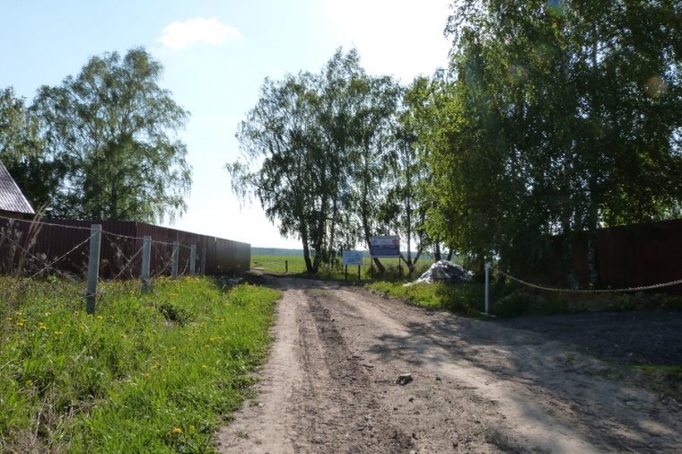 Земельный участок в селе Ульянине